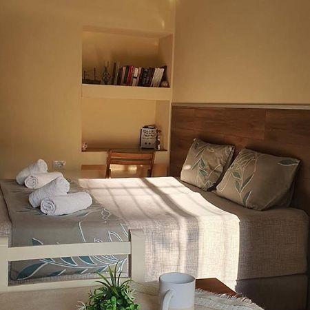 Alle'S M Shyri Studio Apartment Tirana Extérieur photo