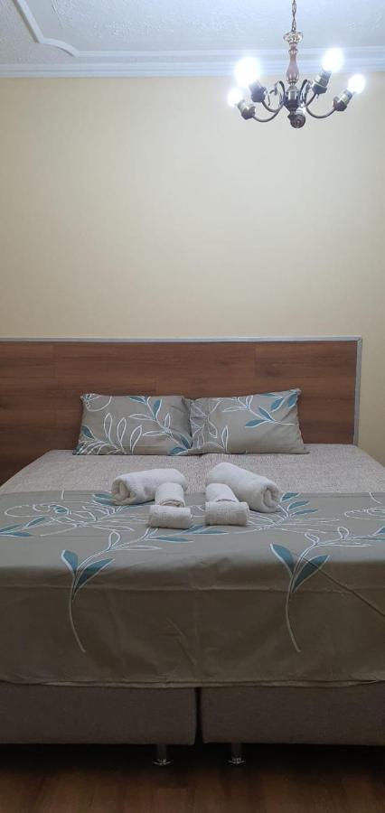 Alle'S M Shyri Studio Apartment Tirana Extérieur photo